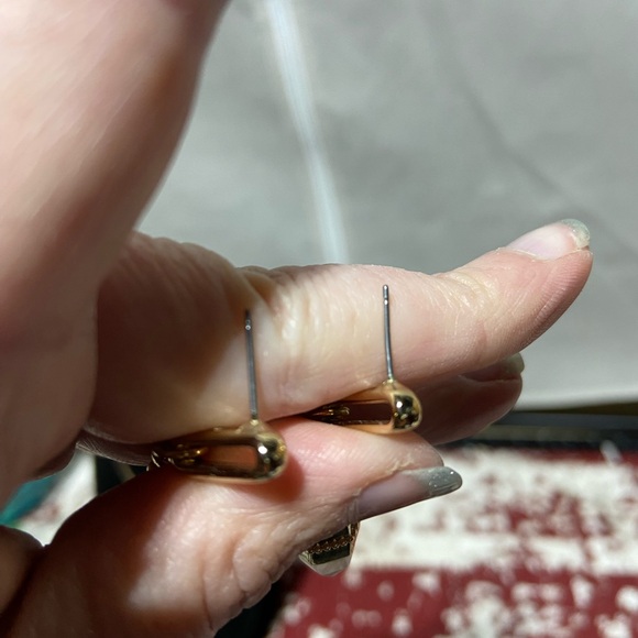 Gold Tone Necklace and Pierced Earrings, With Rose Quartz, Bundle - Picture 3 of 6